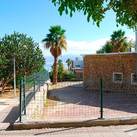 Ein Bokek Rooms To Rent Neve Zohar Exterior foto